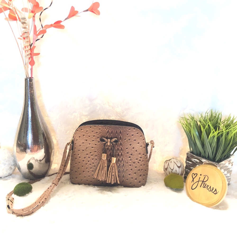 NWOT Alligator Textured Brown Bag with Bow/Tassles